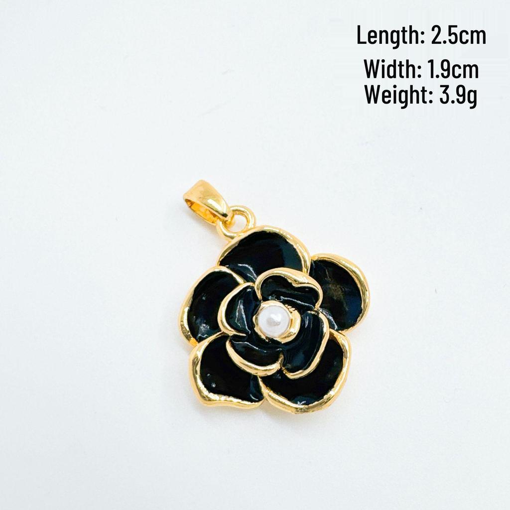 Camellia French-Style Pendant Necklace in Gold-Plated Copper for Women