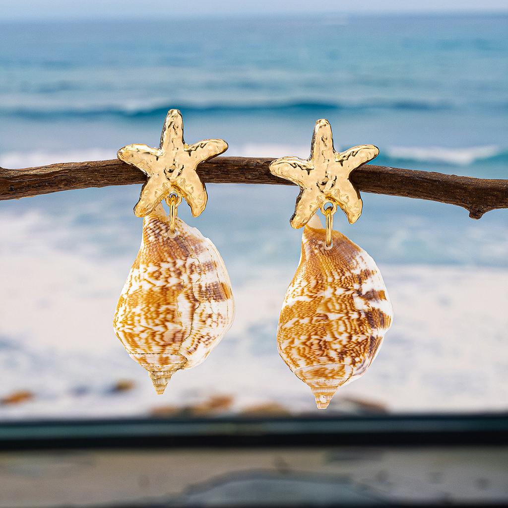 1 Pair of Summer Beach Shell Metal Starfish Earrings for Women To Wear on Vacation