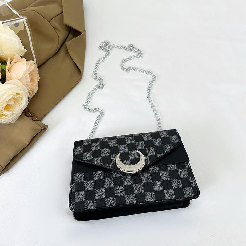 Elegant Retro Women s Shoulder Bag Fashionable Spring Chic Small Handbags Black