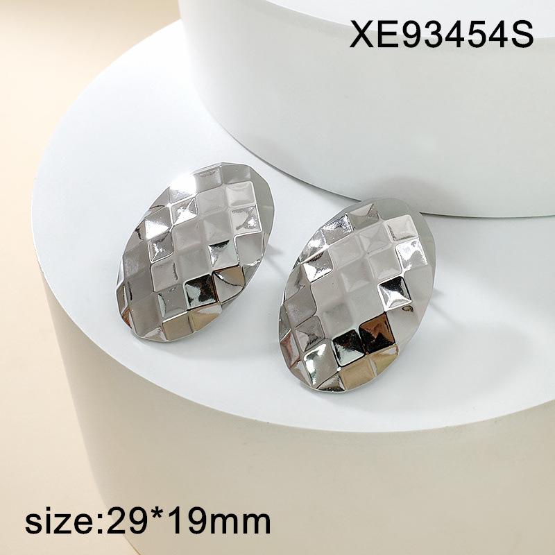 Gold Plated Geometric Heart Stud Earrings for Women - Titanium Steel, Light Luxury Ear Jewelry