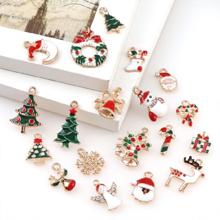 10x Romantic Christmas Charm Metal Alloy Decor New Year Pendant for DIY Bracelet
