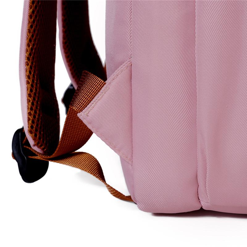 Unisex Large Capacity Laptop Backpack – Lightweight & Stylish Carry-On Bag for Business Trips & Commute