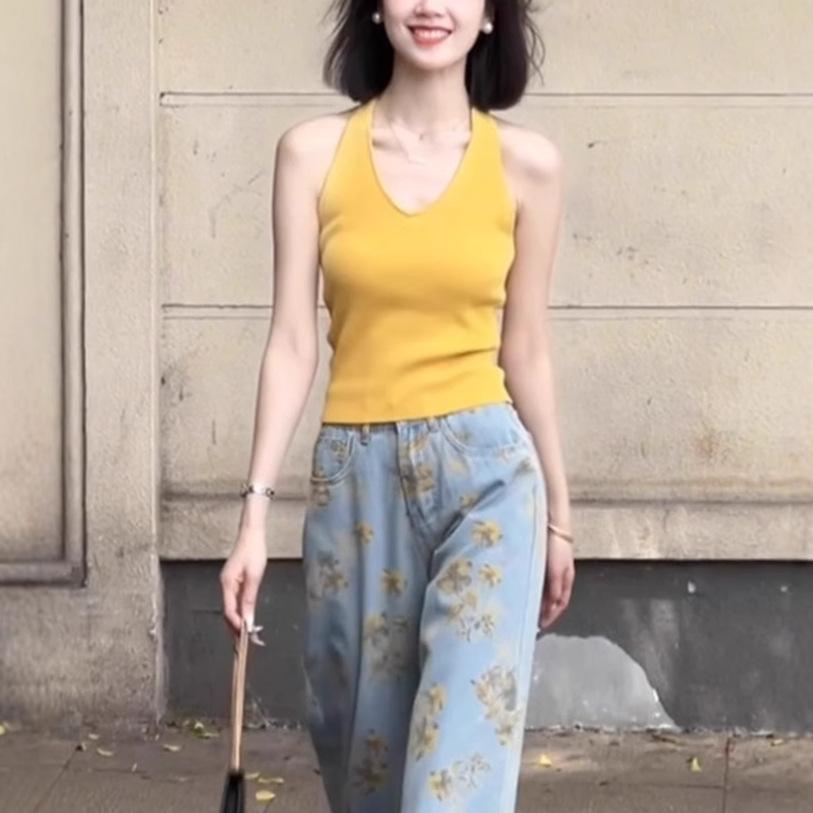 Yellow v-neck knitted neck hanging big halter sleeveless vest for women's summer wear French romantic small suspender top