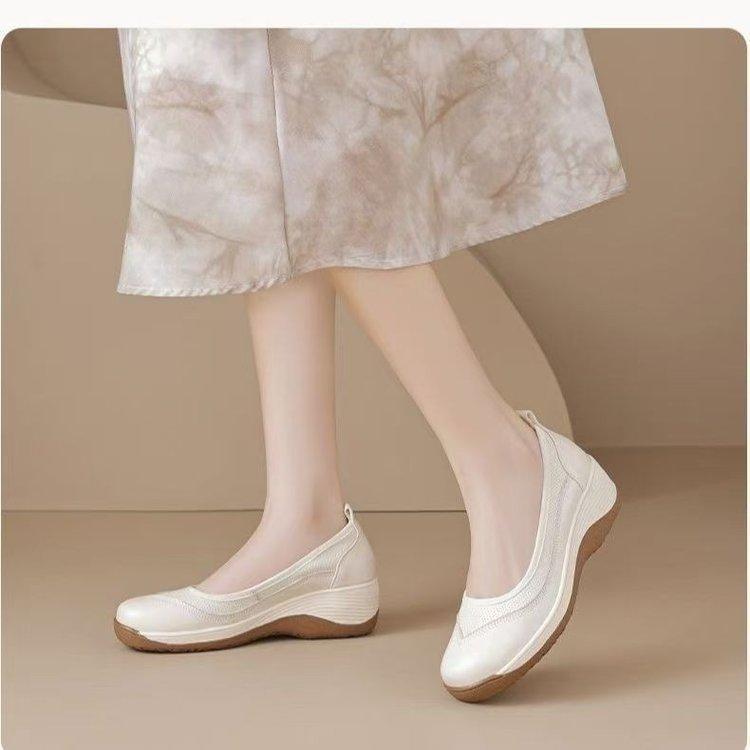 Popular soft-soled comfortable mother rocking women's shoes 2025 spring and summer new breathable casual shallow mouth single shoes lazy shoes