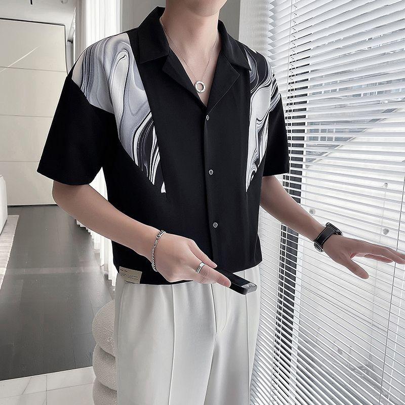 

2024 Новая летняя рубашка Pi Shuai в британском стиле, с модным принтом, отложным воротником, средним рукавом из ледяного шелка, повседневная, свободного кроя, универсальная для мужчин XXXL чёрный