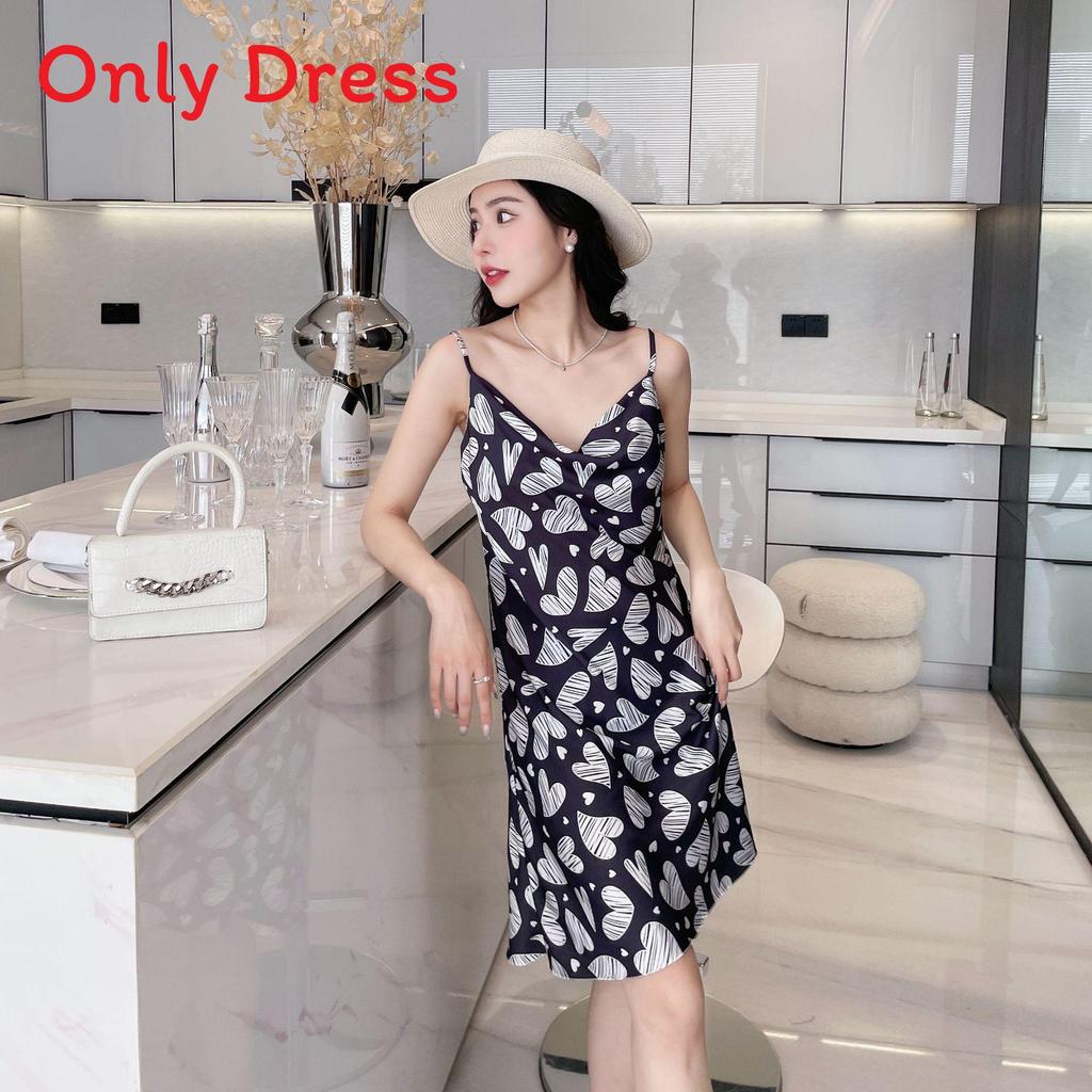 Summer Girl Ice Silk Heart Nightdress With V Neck And Sleeveless Design For Home Wear