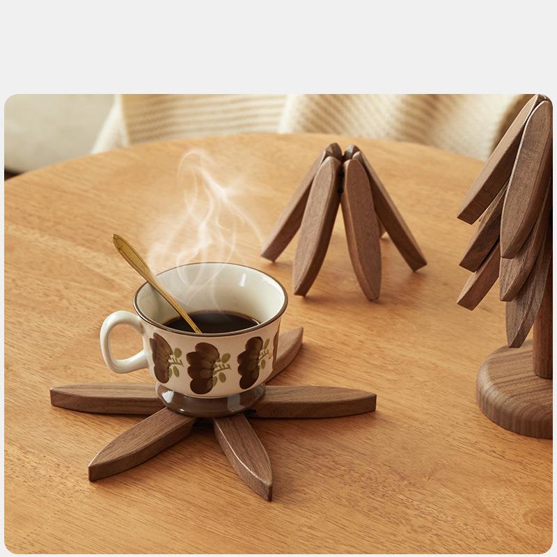 Walnut insulation mat Solid wood small tree coaster One tree anti-scalding placemat Log tea tray cute desktop decoration