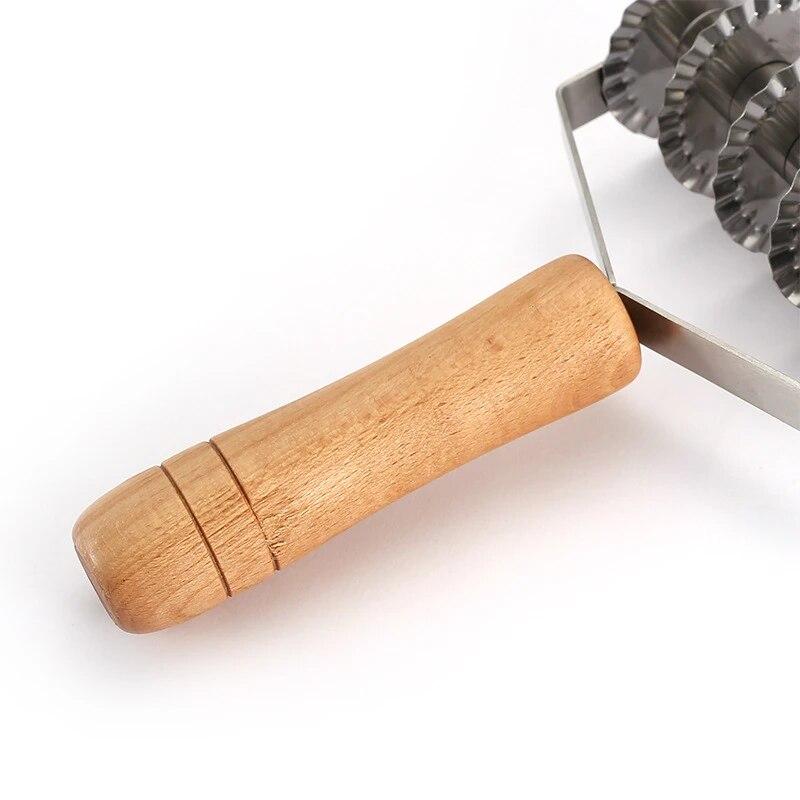 Ręczna drewniana rączka urządzenie do robienia makaronu szalotka krajalnica do robienia makaronu ze stali nierdzewnej maszyna do robienia makaronu pizza wałek do ciasta nóż gadżety kuchenne