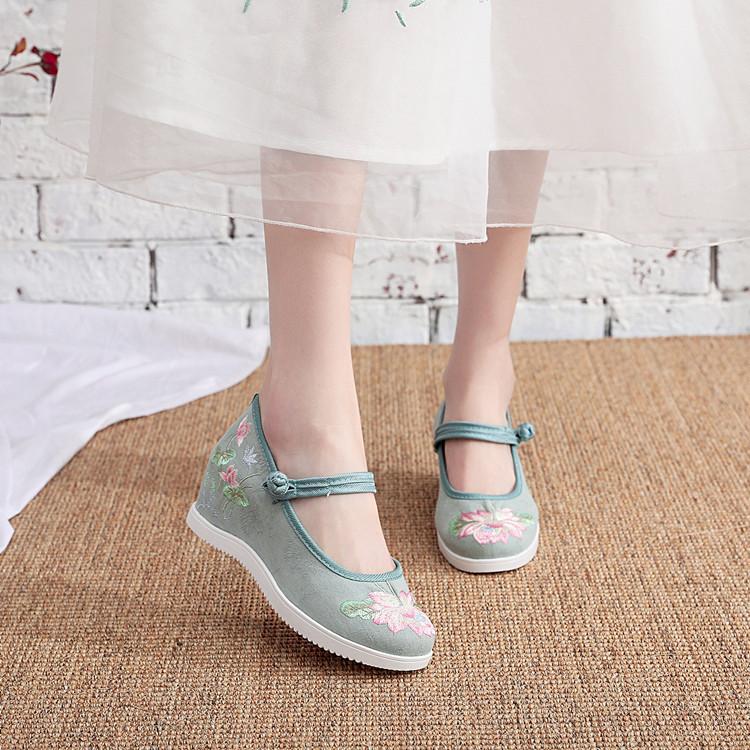 Fashion Chinese - Style Embroidered Wedge Mary Janes | Hanfu & Qipao - Friendly Daily Commute Ancient - Style Shoes