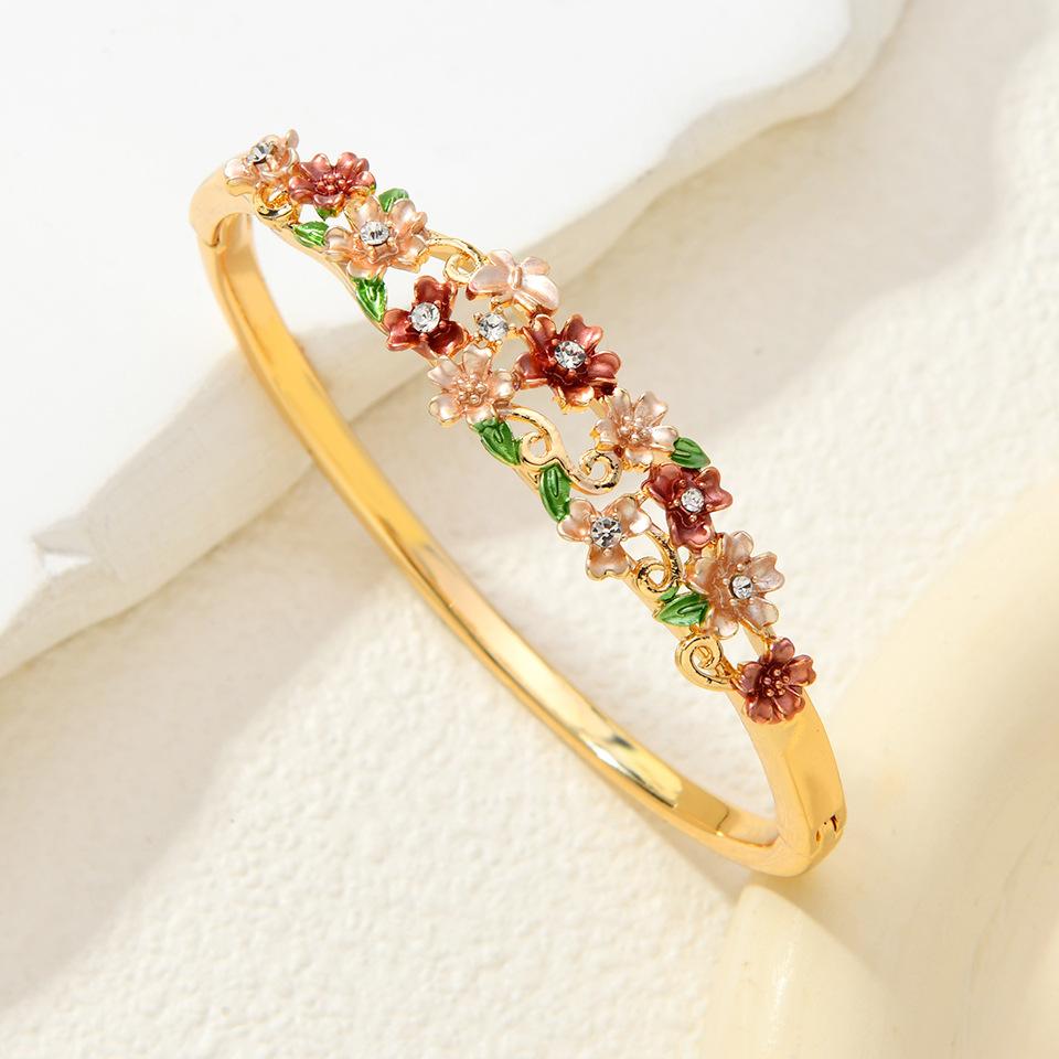 Enamel Flowers National Style Retro Hollow Flower Pattern