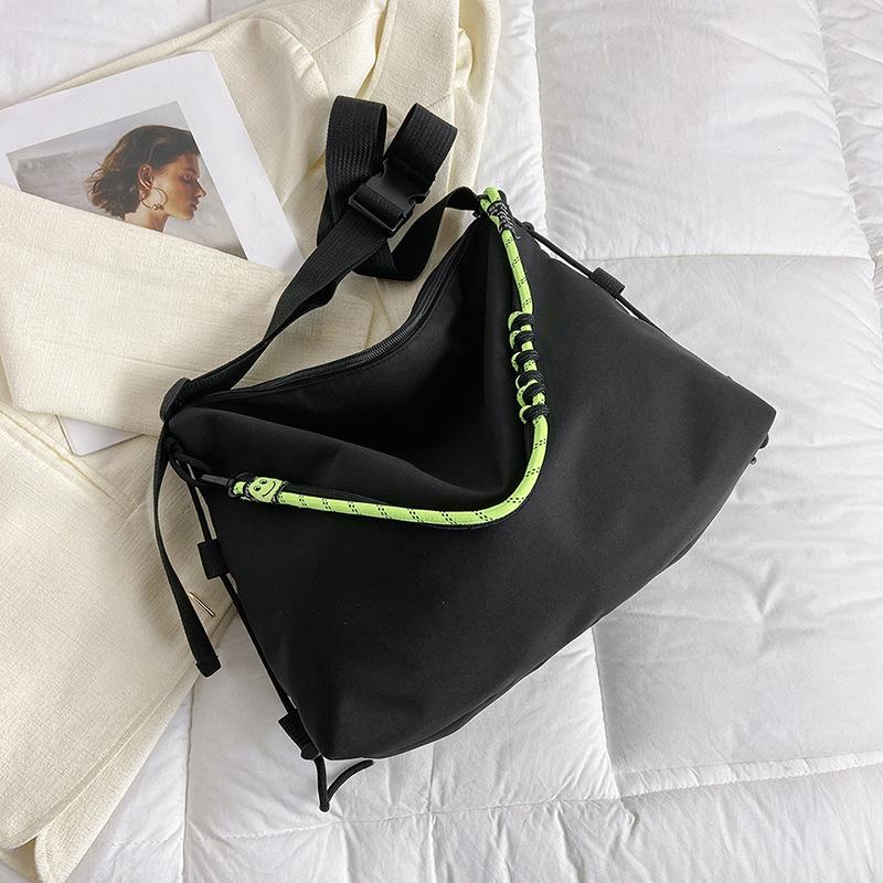 

Новая нейлоновая сумка Бхутто очень большая, универсальная, модная, повседневная, большой вместимости, для компьютера, маленькая квадратная сумка, трендовая, на плечо, кроссбоди