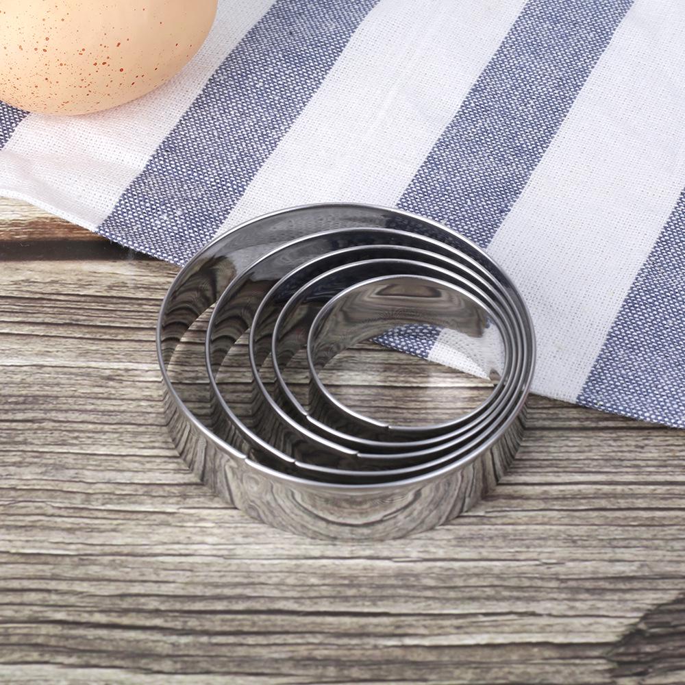 Stainless Steel DIY Biscuit Cutter Set (5-Piece Round Molds)