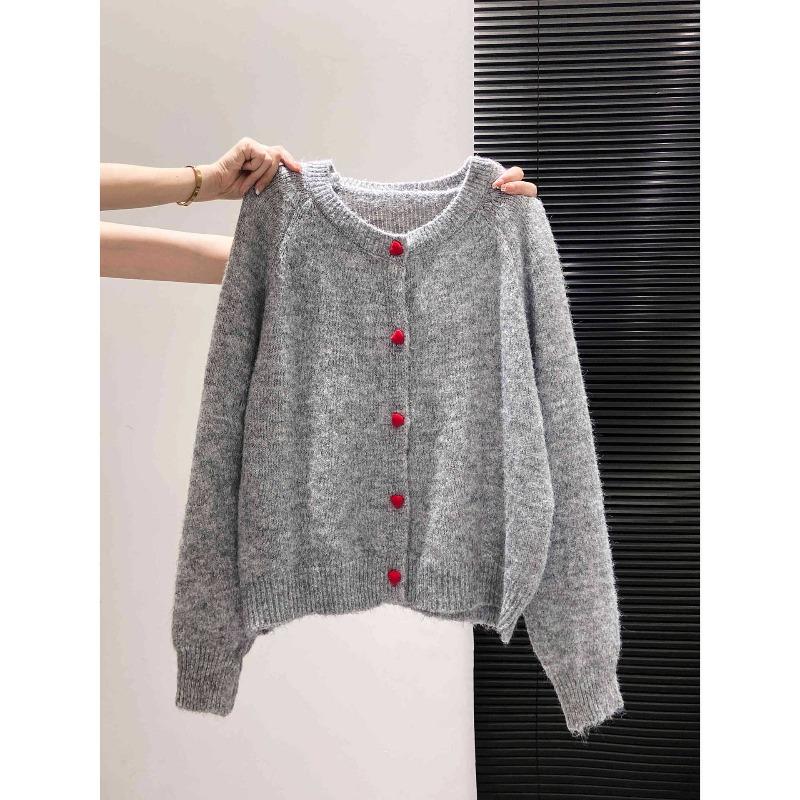 Age-reducing lazy wind loose sweater jacket women's autumn love button-up knitted top shoulder-sleeved cardigan