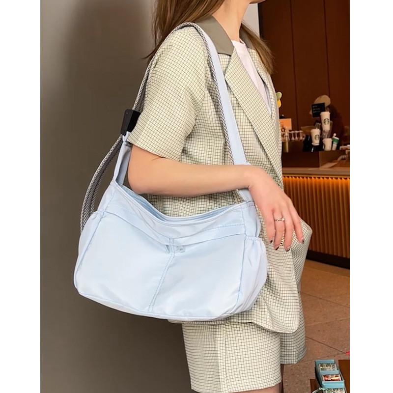 IELGY large-capacity leisure bag, waterproof and wear-resistant Oxford cloth shoulder bag commuter oblique span bag, Korean version leisure nylon bag