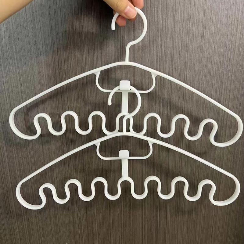 Wave Pattern Non-Slip Clothes Hanger - Seamless, Multi-functional for Dorm Use.