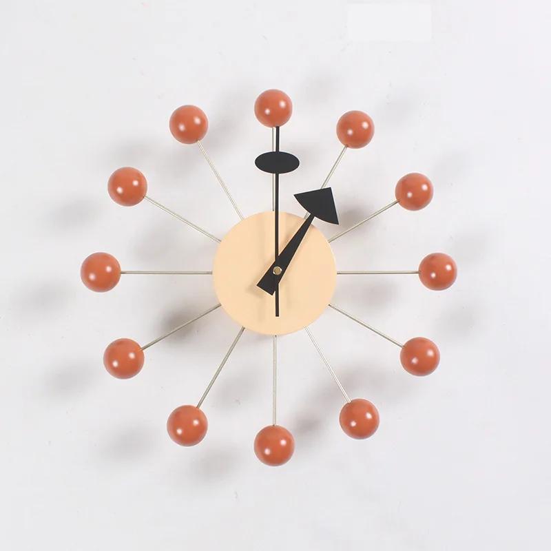 Luxury Metal Wall Clocks Minimalist Quartz Elegant Aesthetic Clock Wall Unique Modern Watches Decoration Clocks Bedroom