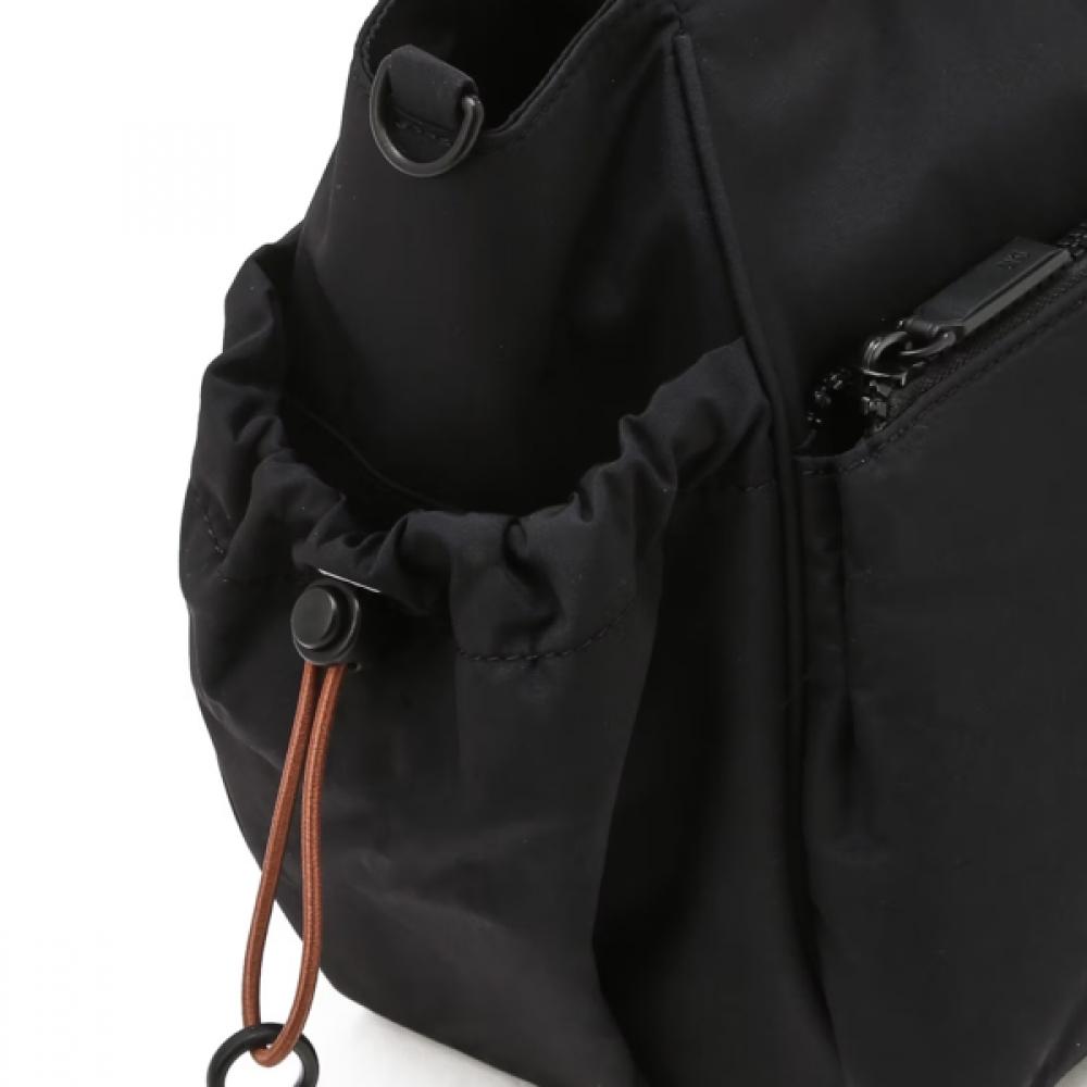 Daks Black Logo Decorated Nylon Tote Bag Dbba6eg36bk