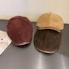 Neue PU Herbst- und Winter-Kopfumfang-Korduroy-Vorwärtskappe Britische Retro-Mode Newsboy-Kappe Lässiges literarisches Barett