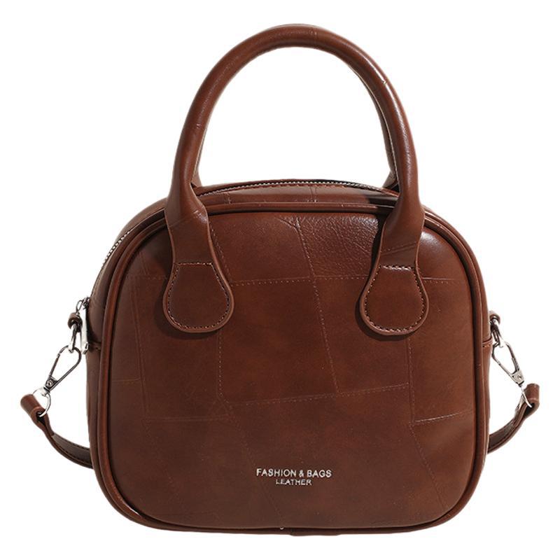 Super fire small bag women's autumn and winter retro 2025 new versatile shoulder messenger bag women's portable pillow bag