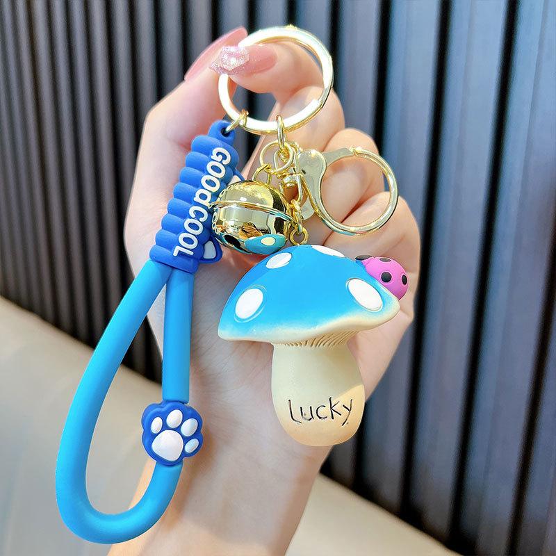 Creative Lucky Resin Mushroom Key Chain Lady Cute Car Bag Pendant Keyrings Accessories Gifts