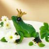 Study Wearing Crown Miniature Frog Statues Handmade Resin Material Frog Figurines Cute Frog Ornament Indoor Outdoor