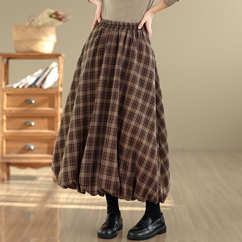 2025 Autumn/Winter High Waist Slimming Plaid Skirt - Mid-Length Japanese Style