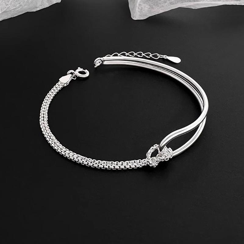

Elegant Knot Bracelet Geometric Bangle Stylish Hand Jewelry Gift for Women Fashion Accessories