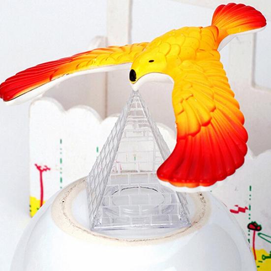 Giocattolo educativo per bambini Giocattolo di plastica Natura Gravità Piramide Equilibrio Uccello Aquila Giocattolo