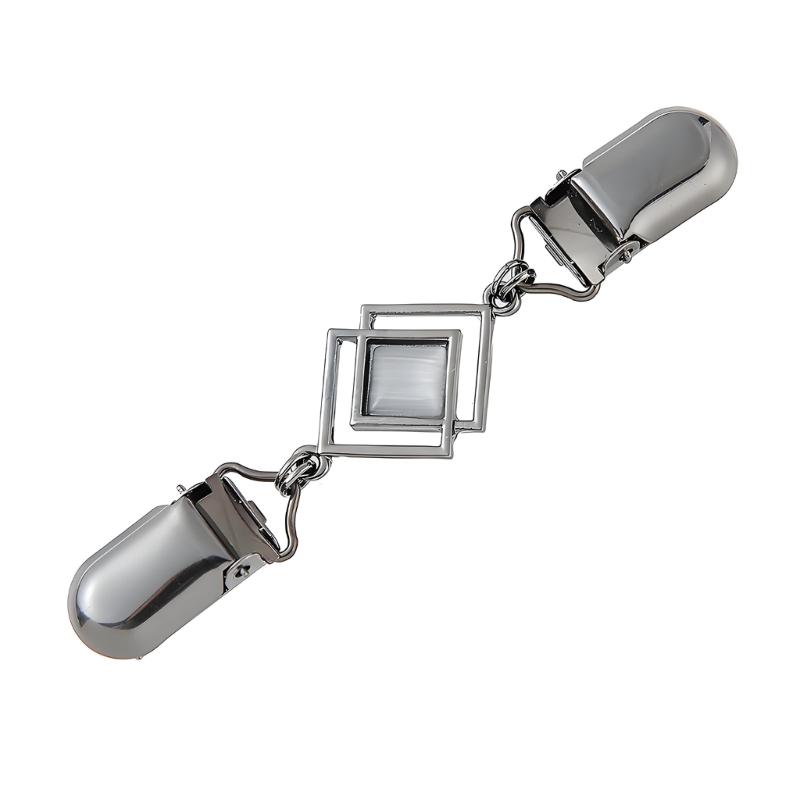 Stylish Cats Eye Gemstones Sweater Clip For Women Practical Shawl Holder And Skirt Waist Fixing Pin Trendy Layering Clip