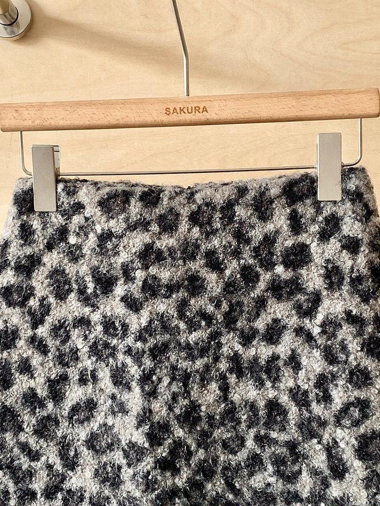 Minigonna da Donna Taglie Forti a Vita Alta con Stampa Leopardo e Linea ad A in Lana d'Agnello - Snellente e Sexy per Autunno/Inverno