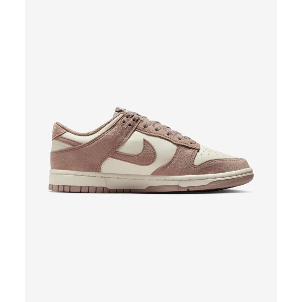 Nike נעלי סניקרס נשים דאנק נמוך מלט מיני סוווש חום מפרש זהב מטלי IB4417-105