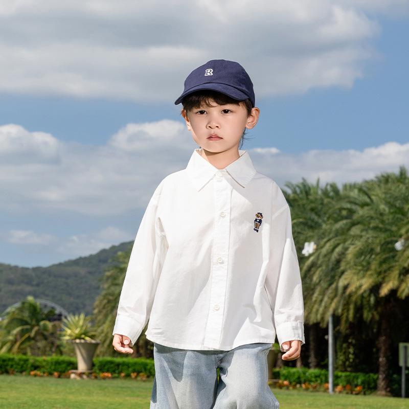 

Навсикая 2025 Весна Детская Мультяшная Вышитая Рубашка из Белого Хлопка в Корейском Стиле для Мальчиков 110 cm грязно-белый