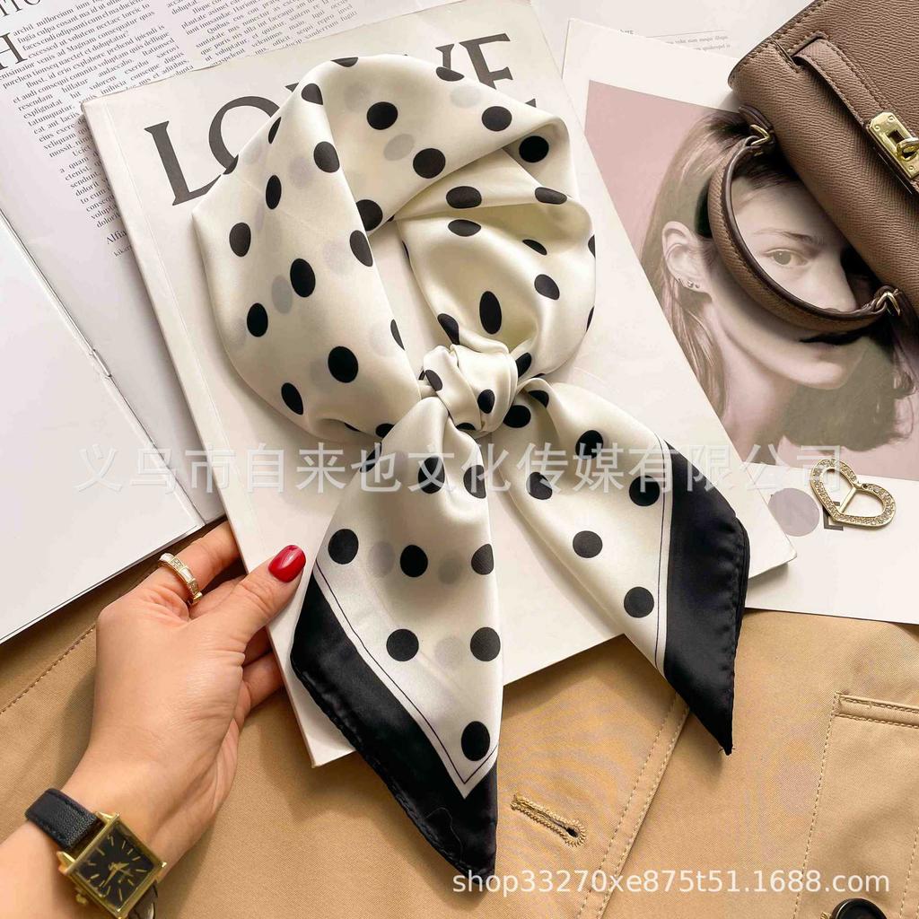 Vielseitiger Mode-Blumen-71 Imitation Seide Quadratisches Tuch Schal High-End Polka-Dot Hals Seidenschal Raute Frühling