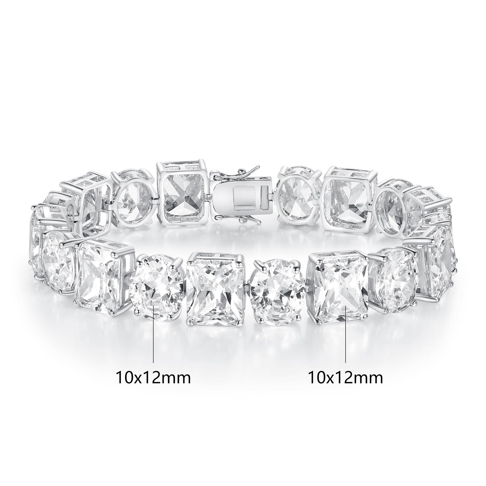 

A new copper inlaid zircon plated 18k gold bracelet designed by European and American hip hop heavy industry, popular 7.5inch