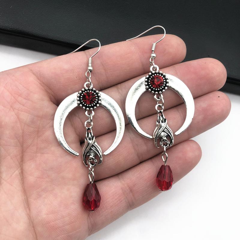 Exaggerated Horn Earrings Personality Bat Red Bead Pendant Earrings Women Men Dark Gothic Punk Earrings Jewelry Wholesale