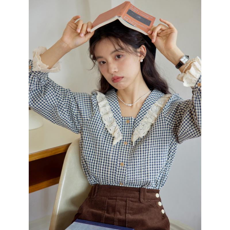 Novelist Eleven Women's V-neck Plaid Lace Patchwork Blouse