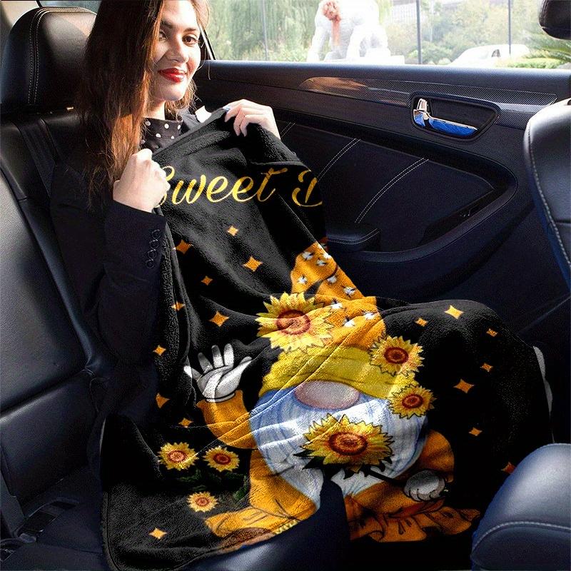 1pc Christmas Dwarf Printing Lightweight Flannel Blanket, Comfortable and Warm Blanket, for Camping Sofa Bed and Couch Office, Gift Blankets In All