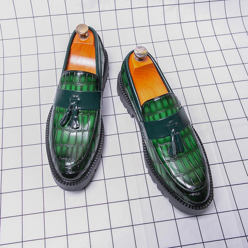 Leather Men's Loafers with Tassel Summer New Driving Flats Casual Style Male Business Shoes Outdoor Lazy Shoes Moccasins