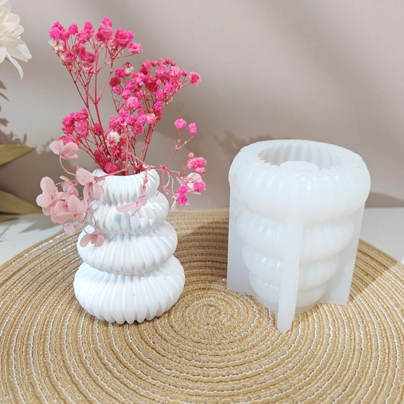 Christmas Tree Shape Vase Silicone Molds Demold For Handmade Vase Candle Holder Holiday Decoration and Epoxy Resin Craft