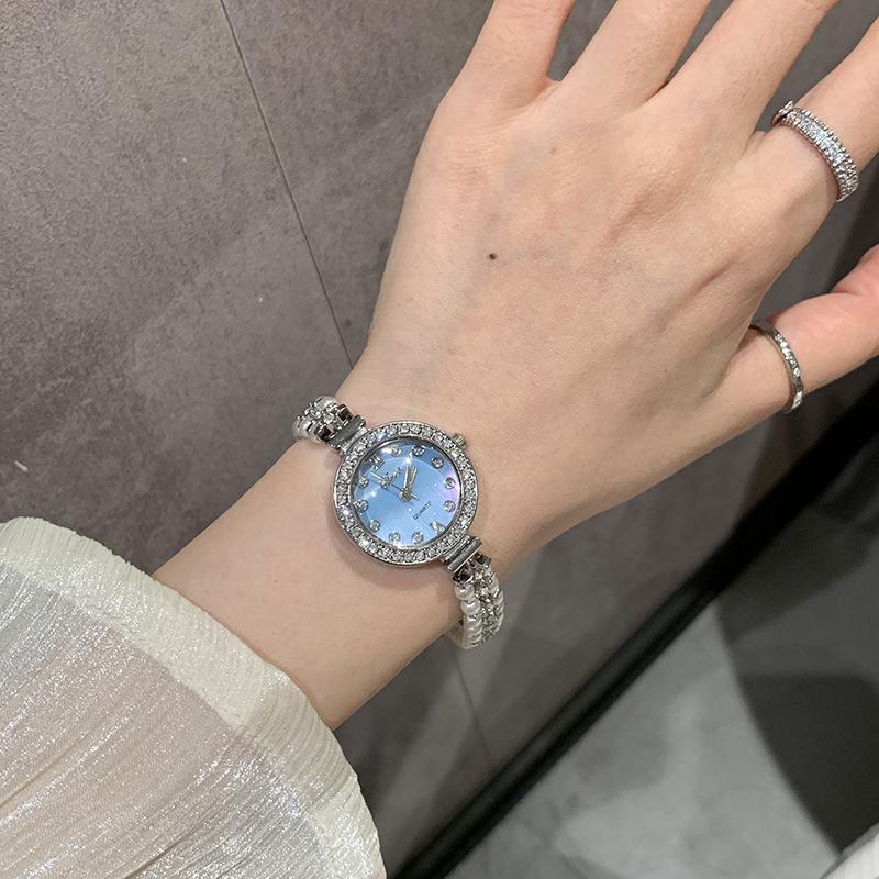 Supply Round Watch Women'S Watch Full Diamond Light Luxury Temperament Fashion Pearl Bracelet Women'S Watch Temperament Quartz