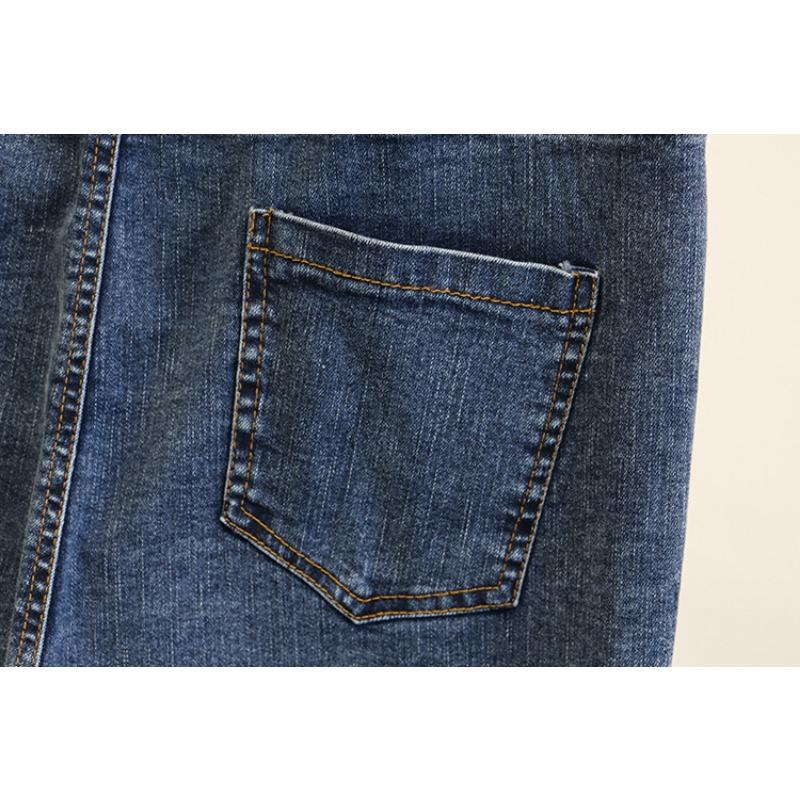 Korean Style Plus Size Slim Fit Jeans For Women With Rhinestone Patchwork