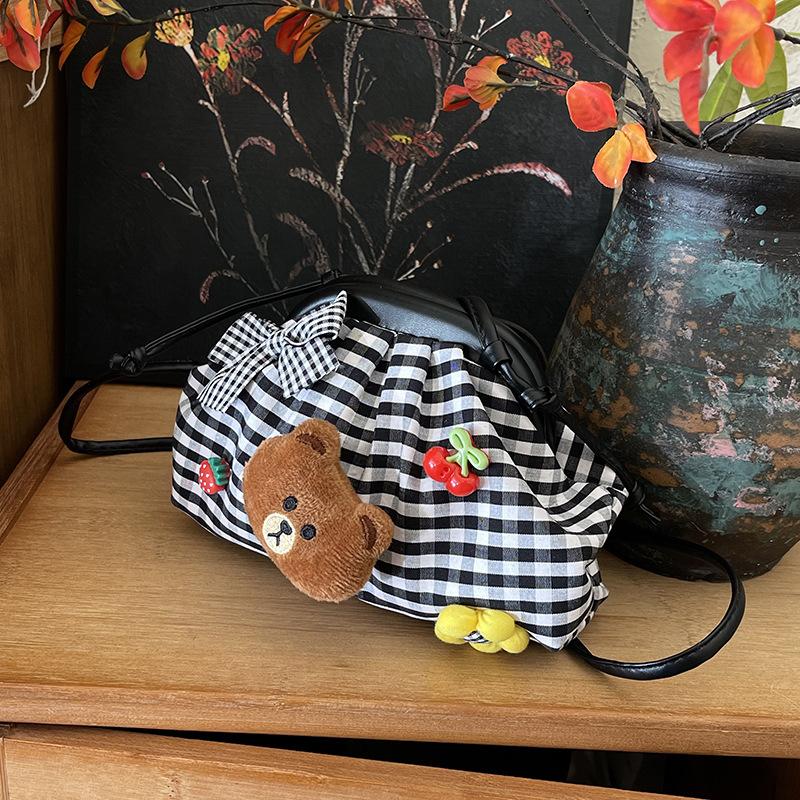 Korean Version Cute Bear Drawstring Storage Bag 2025 New Version Sweet Girl Heart Bundle Mouth Bag Simple Lipstick Bag