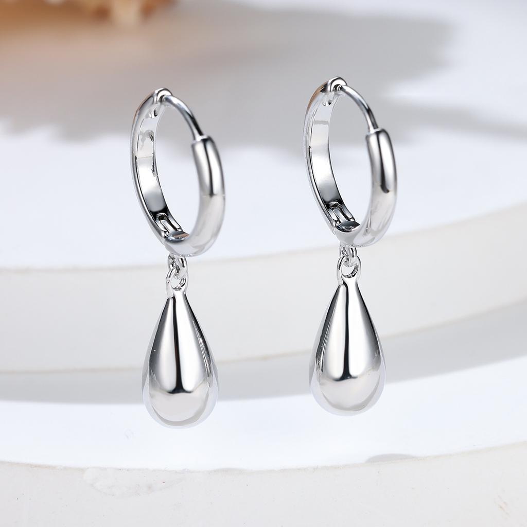 Original Niche Design Cool and Aloof Style Round Water Droplet Smooth Ear Buckle Earrings Simple and Personalized