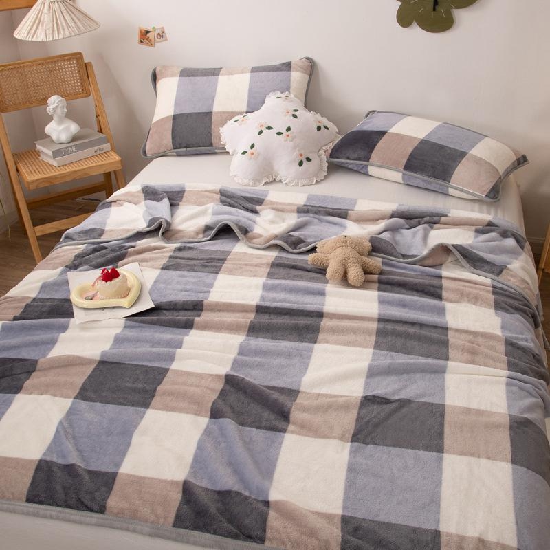 Comforter Cartoon Fleece Blankets Super Soft Flannel Queen Size Blanket For Bed Luxury Cozy Microfiber Plush Fuzzy Blanket