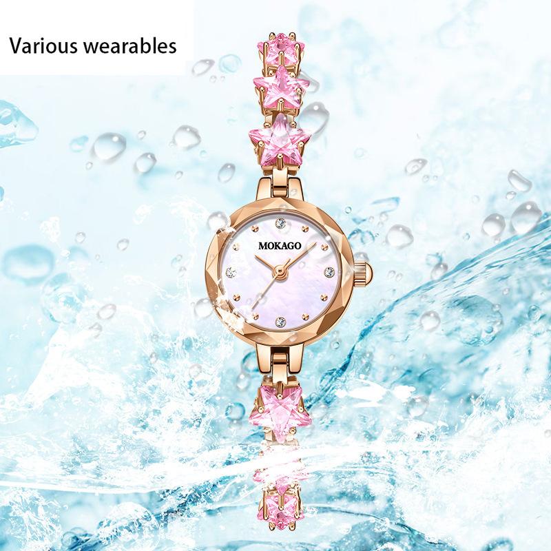 Nouvelle montre Fritillaria Fashion Light Luxury Niche Crystal Ladies Delicate Slim Bracelet Small Dial pour femme