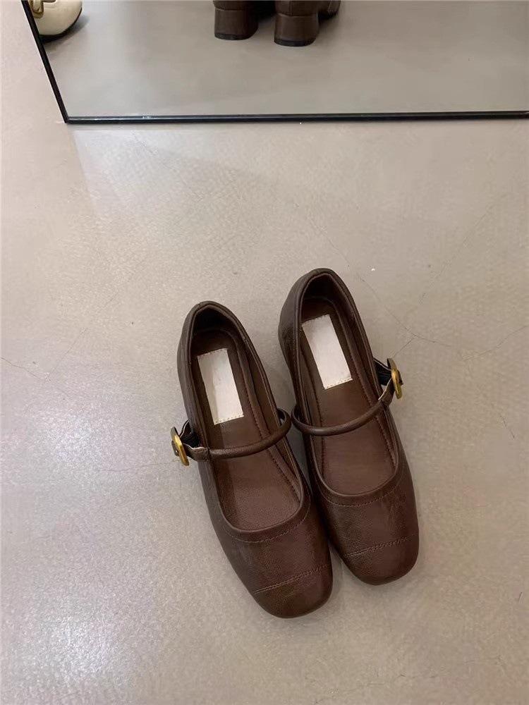 

Туфли Мэри Джейн на толстом каблуке в стиле ретро, женские туфли весна и осень 2025, новые туфли-лодочки с неглубоким вырезом, с темпераментом, универсальные 40