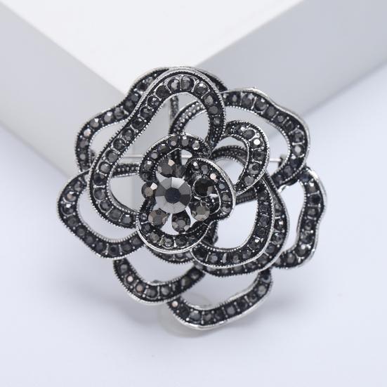 Women Brooch Hollow Flower Shape Rhinestone Anti-slip Bag Coat Collar Hat Scarf Decoration Clothes Pin Party Prom Garment Jewelry