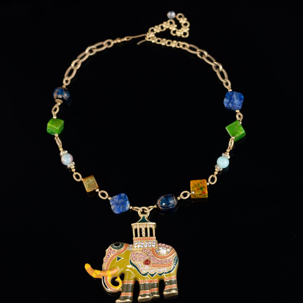 Medieval Vintage High Fashion Personality Temperament Exaggerated Retro Gold Necklace Women'S 25 Autumn New Necklace