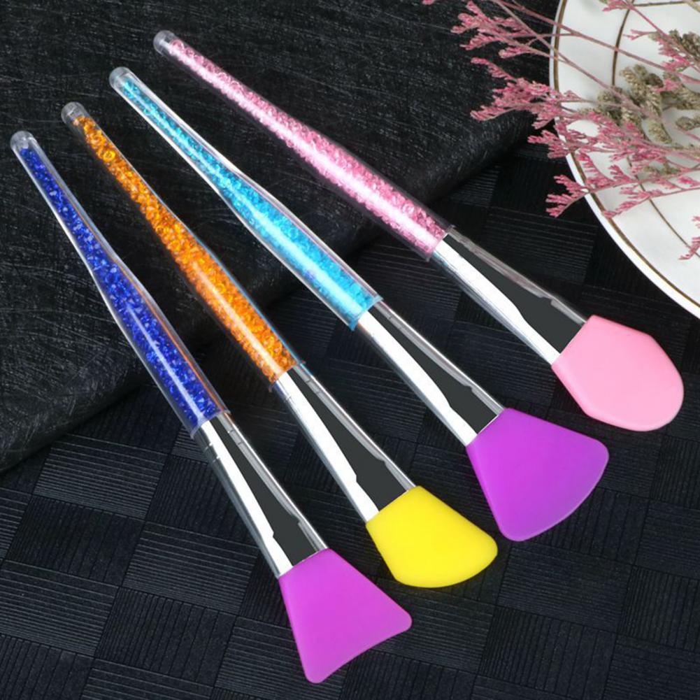 Makeup Face Masque Brush Wide Reusable Long Handle Silicone Masque Applicator Multi-Function Makeup Tool