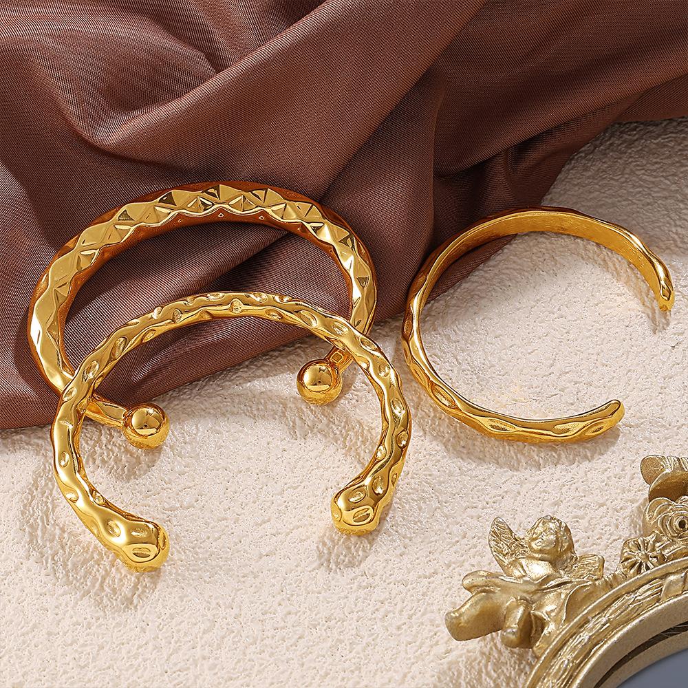 Light luxury Hong Kong style retro bracelet stainless steel gold-plated non-fading bracelet personalized simple bracelet jewelry women